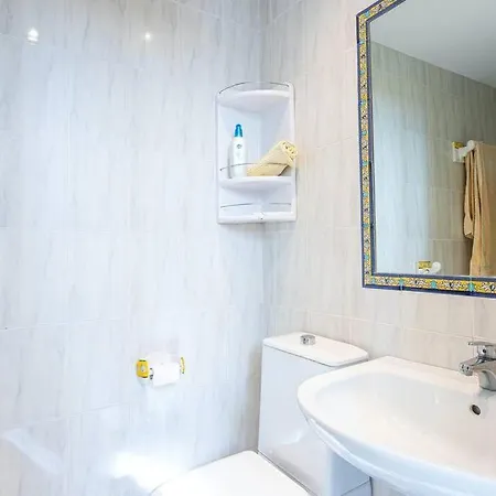 Holiday home Bonita Casa En La Playa Con Jardin Marbella