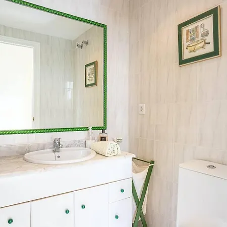 Bonita Casa En La Playa Con Jardin Marbellac