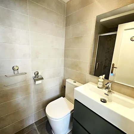 Bonita Casa En La Playa Con Jardin * Marbella