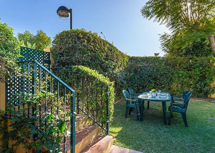 Bonita Casa En La Playa Con Jardín Casa de Férias