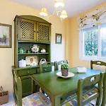 Bonita Casa En La Playa Con Jardin Marbella